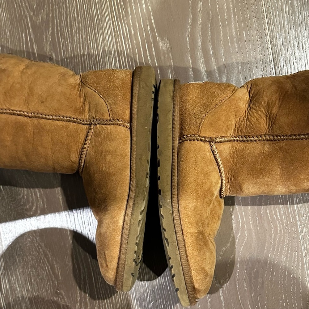 UGG Short Boot